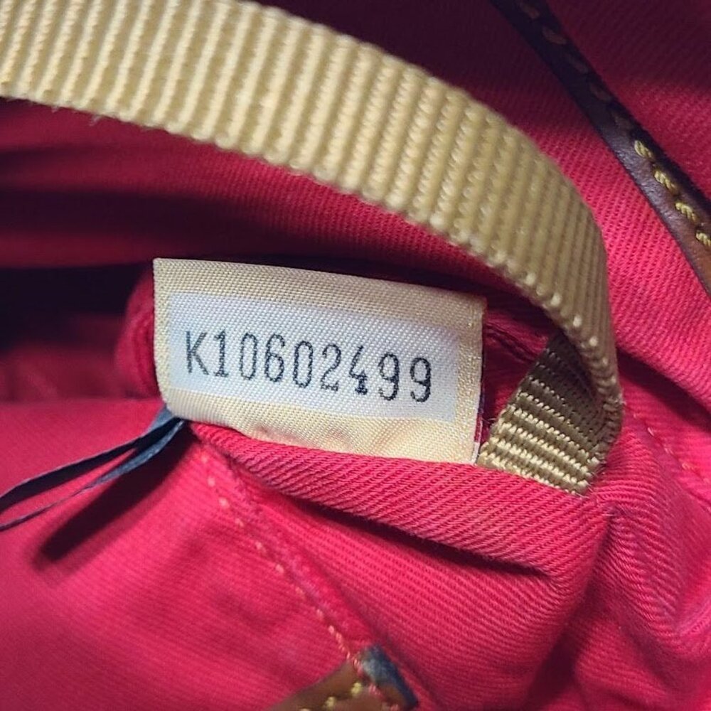 Dooney & Bourke Red Nylon Pouchette Letter Carrier Cross Body Bag Broken Strap - Picture 13 of 16
